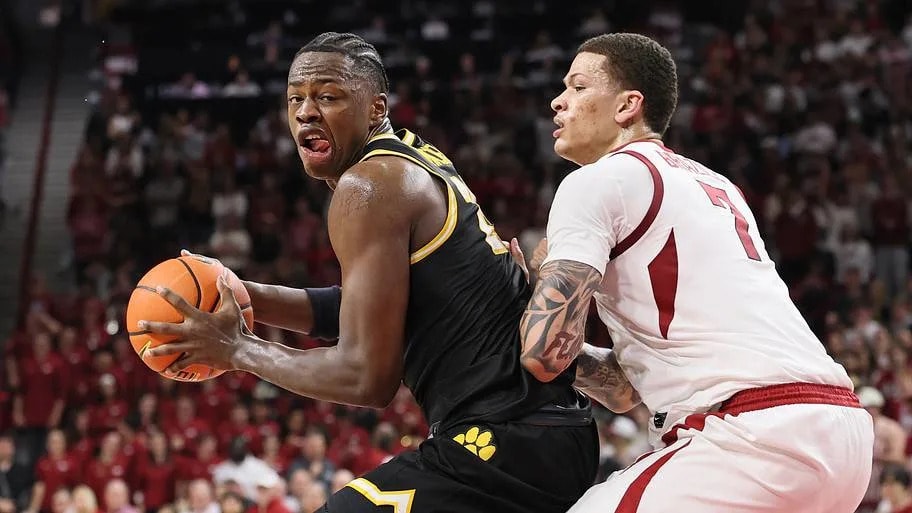 Kentucky lands Mark Mitchell as its final roster spot
