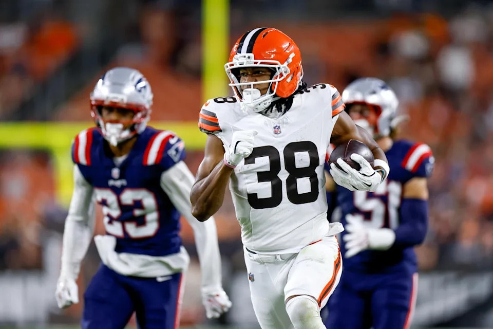 Cleveland Browns’ roster window puts spotlight on WR Luke Floriea