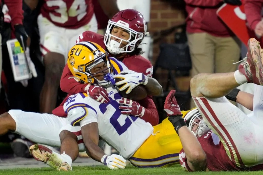 LSU and the SEC stand firm as court hearing approaches, even as Week 1 begins with Clemson in Death Valley