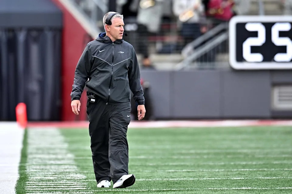 Jason Candle’s early rapport effort centers on building trust after UConn’s major offseason turnover