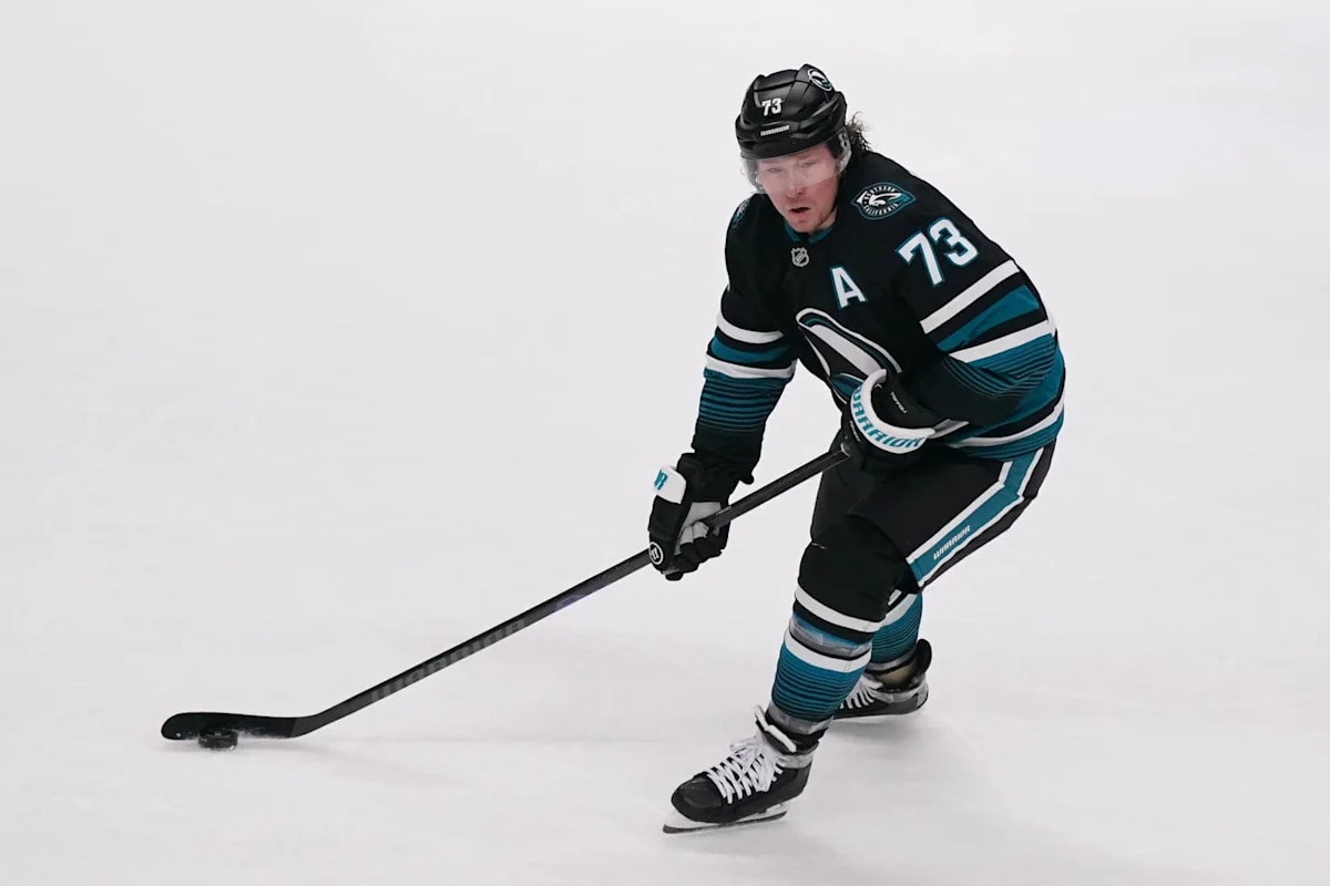 Toffoli Closing In on 1,000th NHL Game as Sharks Prepare for 2026-27