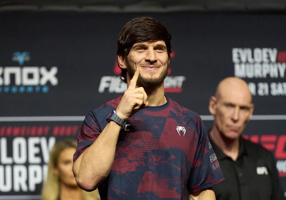 UFC sets an October event in Abu Dhabi with two title fights headlining the card