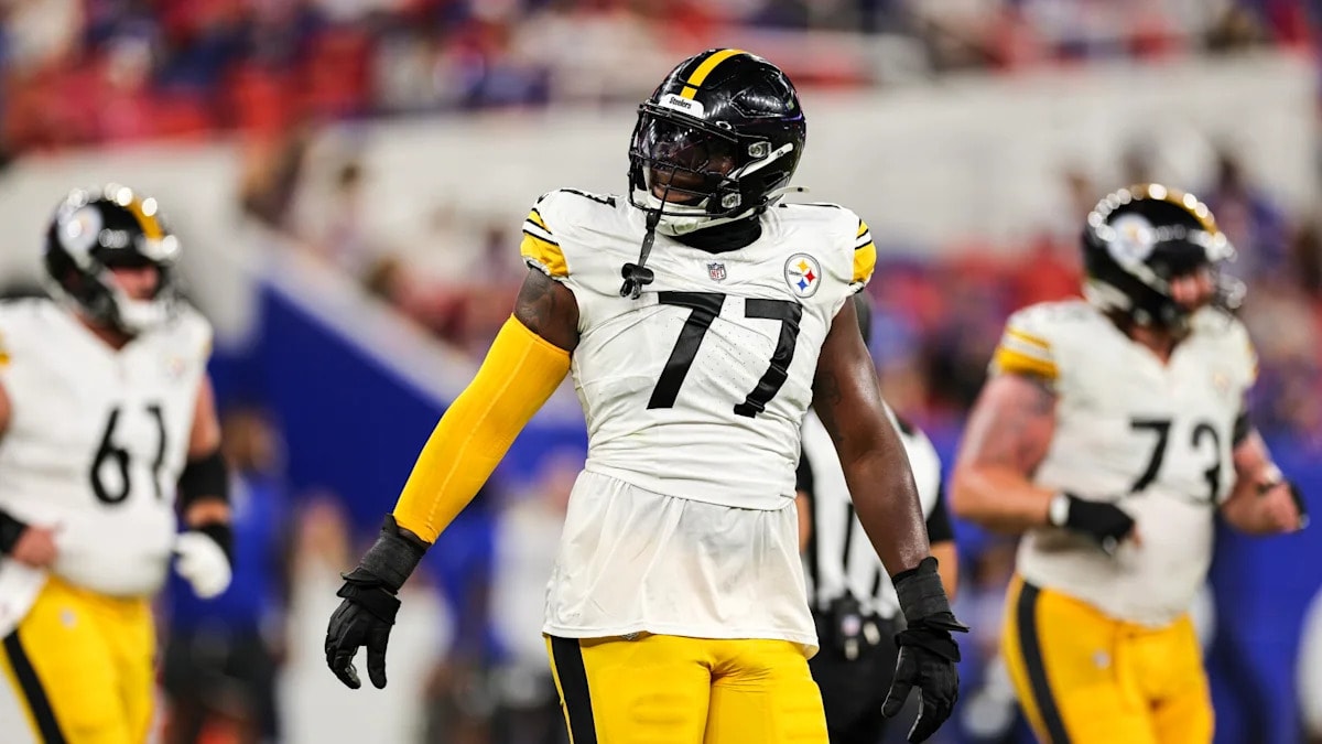 Broderick Jones is set for a right tackle competition with the Cowboys, coach says