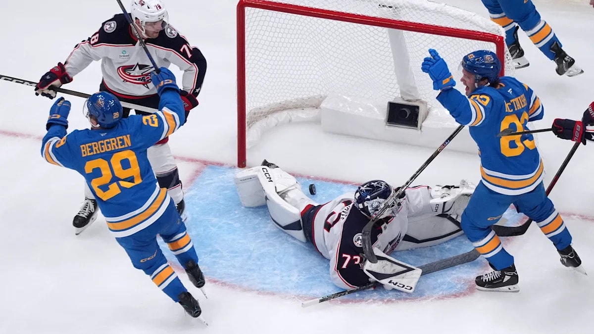 Snuggerud nets two, Holloway adds three assists as Blues top Blue Jackets 5-3