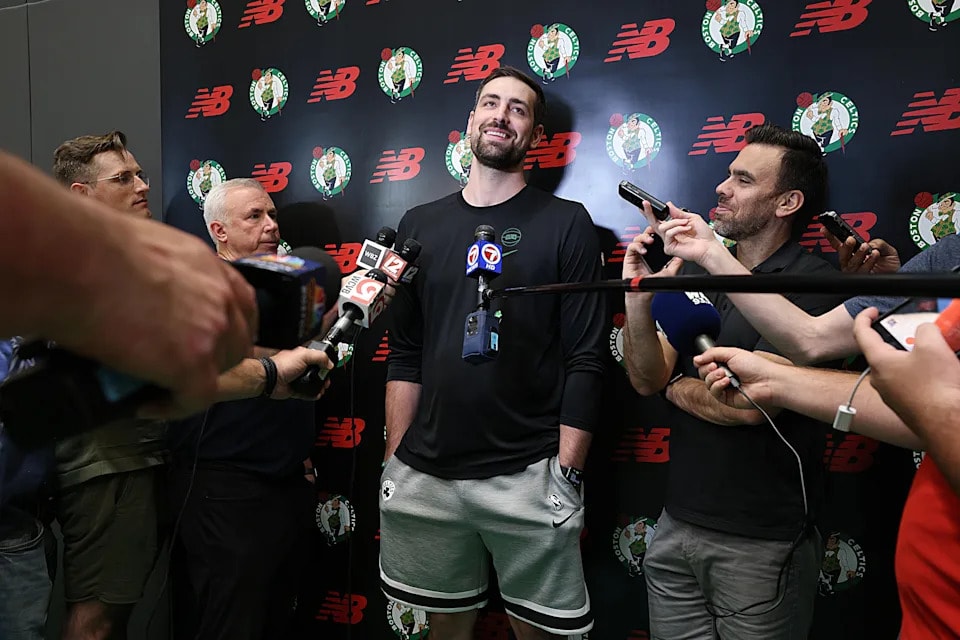 Joe Mazzulla shares an offseason “twist” as Celtics’ preseason opener nears