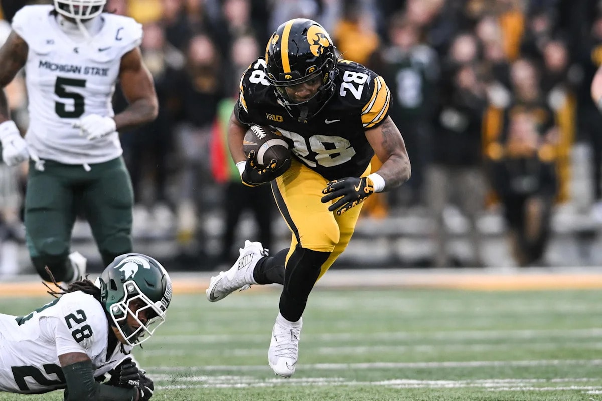 Iowa RB Kamari Moulton chasing the next level in 2026, aiming to turn close calls into touchdowns