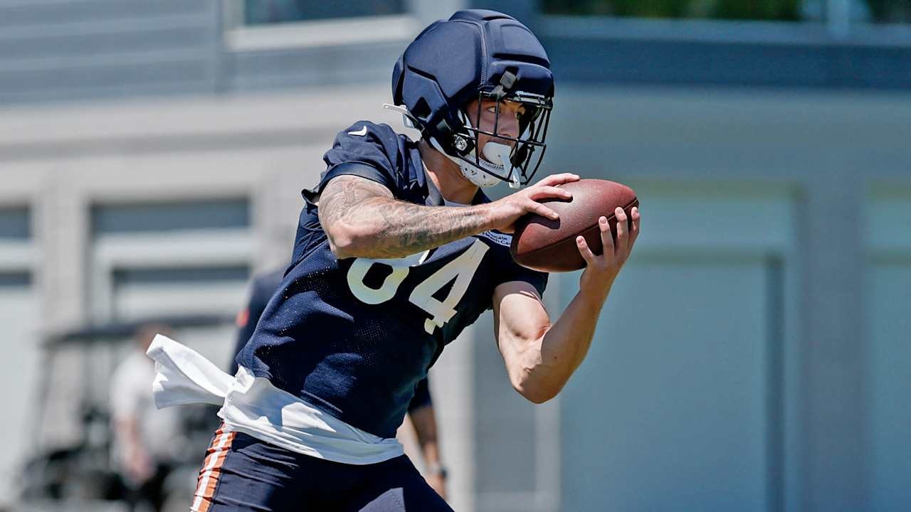 Colston Loveland shows steady strides as Bears tight end enters Year 2 healthy and more embedded in the offense