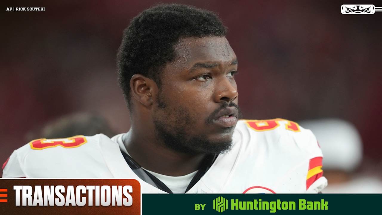 Browns claim defensive tackle Coziah Izzard, waive Aaron Anderson with injury designation