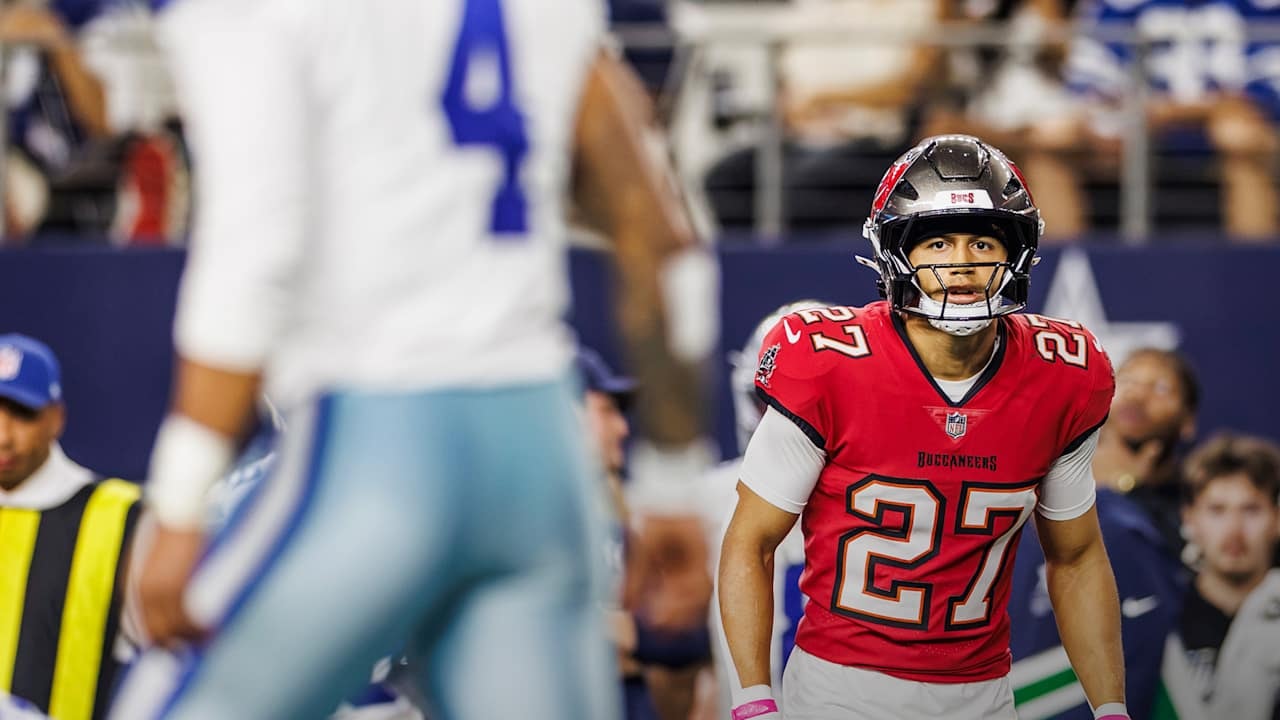 Zyon McCollum shuts down CeeDee Lamb as Buccaneers’ secondary turns in a Thursday Night statement