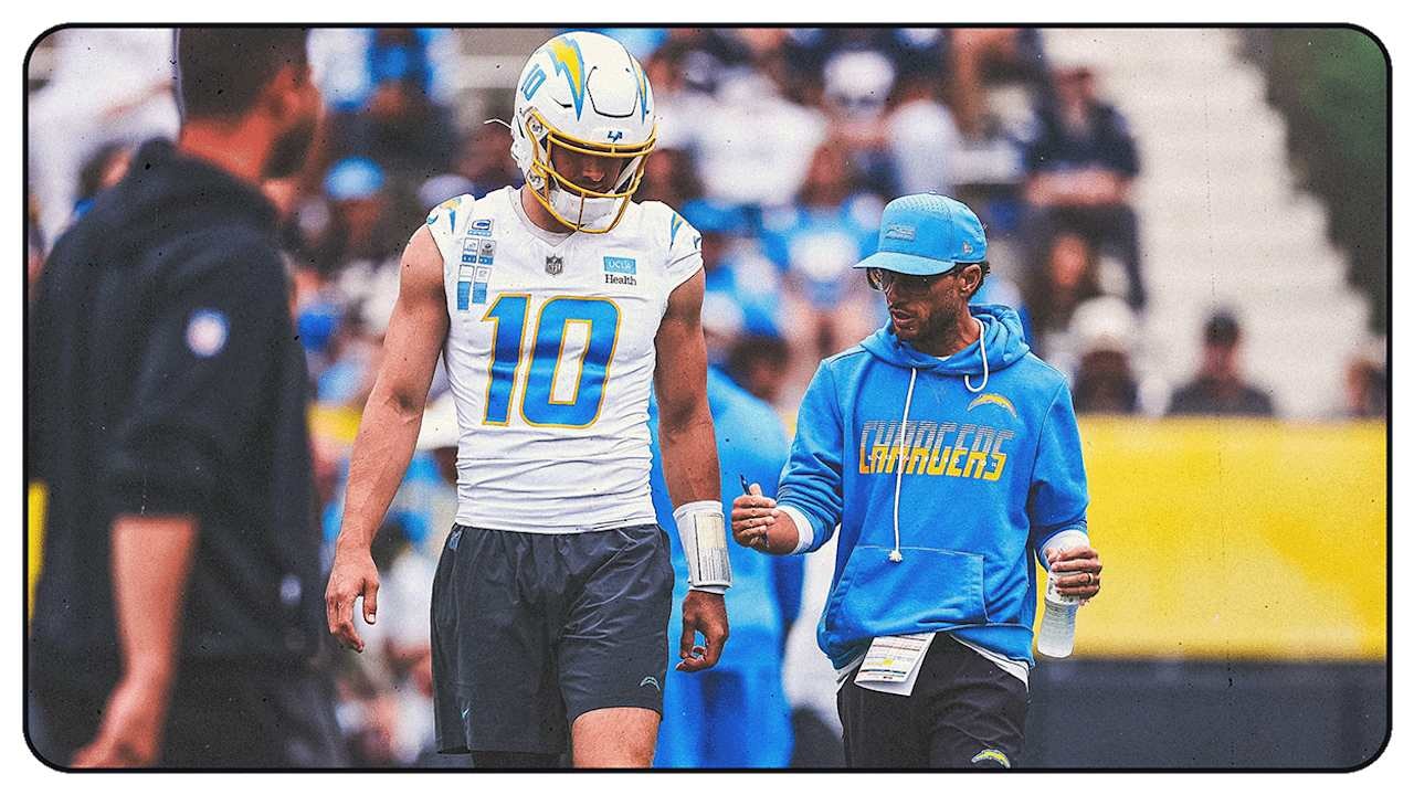 Mike McDaniel shrugs off Justin Herbert interception as Chargers build in training camp