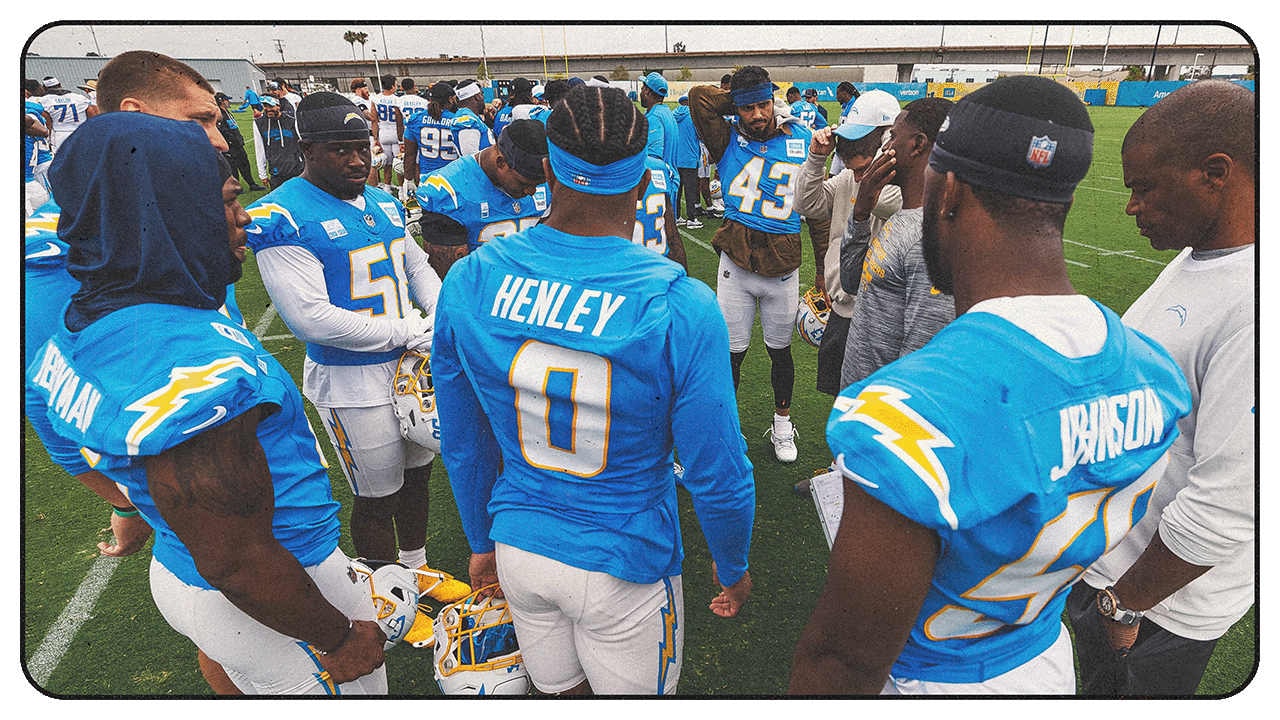 Chargers’ 2026 camp preview centers on linebacker corps, led by Daiyan Henley