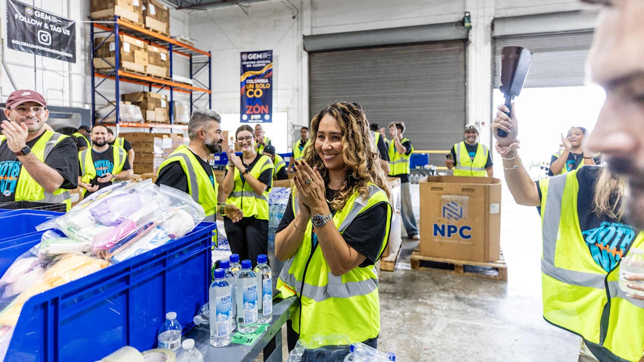 Dolphins close out Jason Jenkins Days of Service, reaching 181,000-plus people over four years