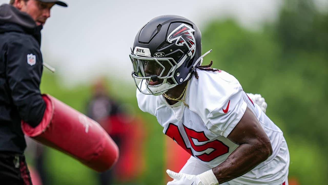Christian Harris emerges as a Falcons inside-linebacker option as Atlanta recalibrates after Kaden Elliss