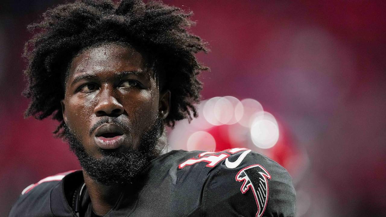 Falcons outside linebacker Jalon Walker will miss the entire 2026 season