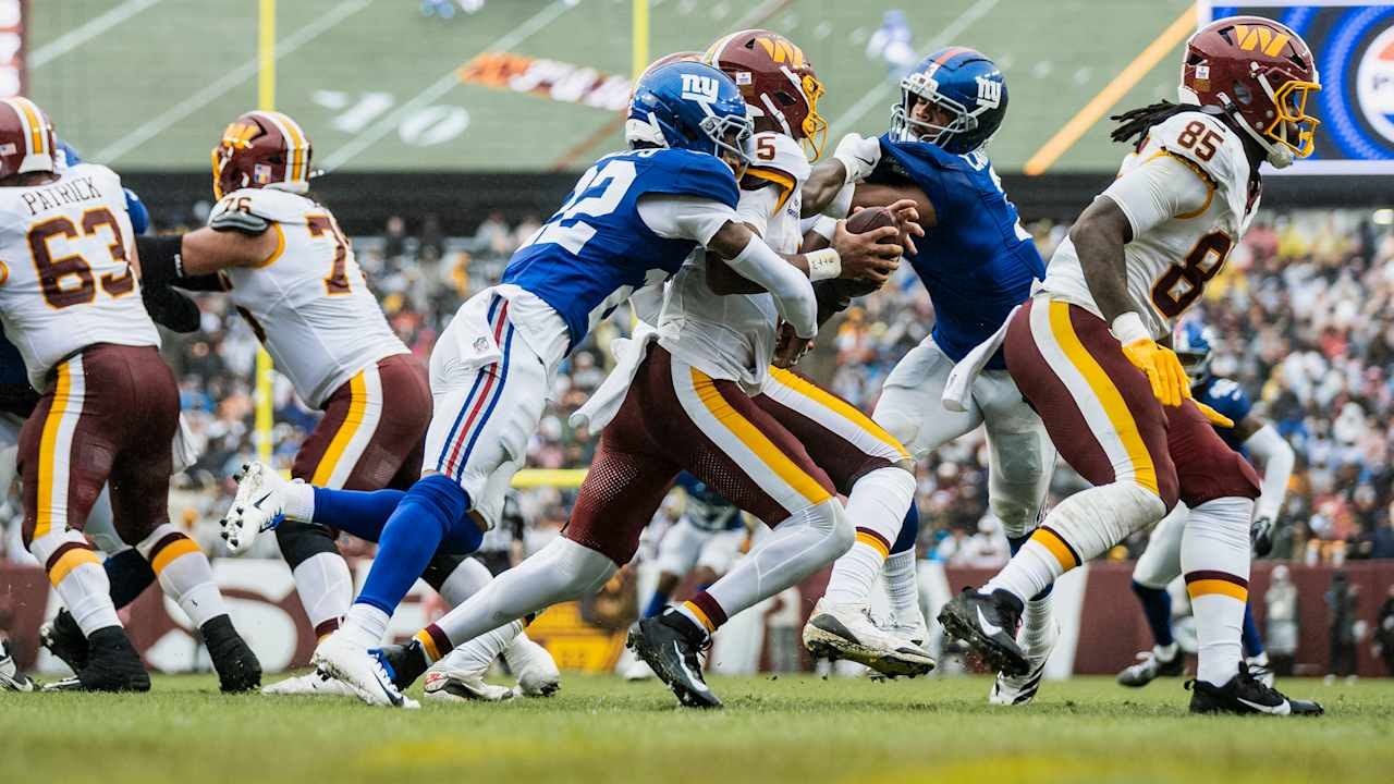Photo Gallery: Giants Host Commanders, Featuring Thibodeaux, Reader, Edmunds and Newsome II