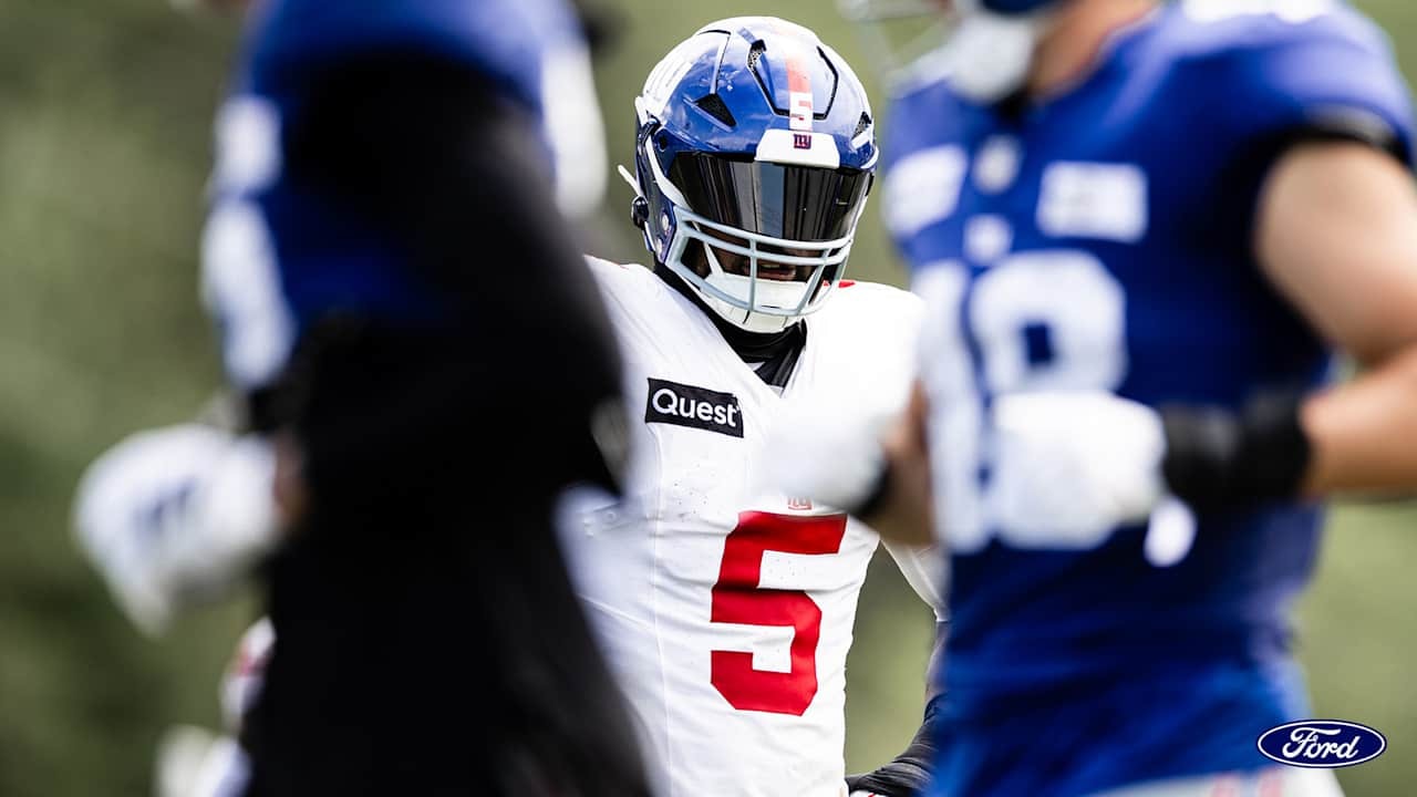 Giants training camp at The Greenbrier: JuJu Smith-Schuster and Darnell Mooney in action during Wednesday practice