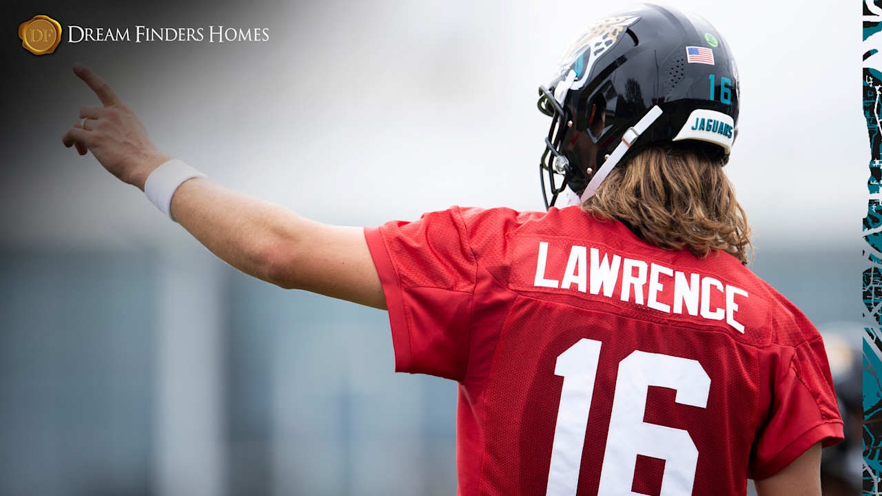 Trevor Lawrence says Jaguars’ offense feels “calmer” as he enters Year 2 of Liam Coen’s system