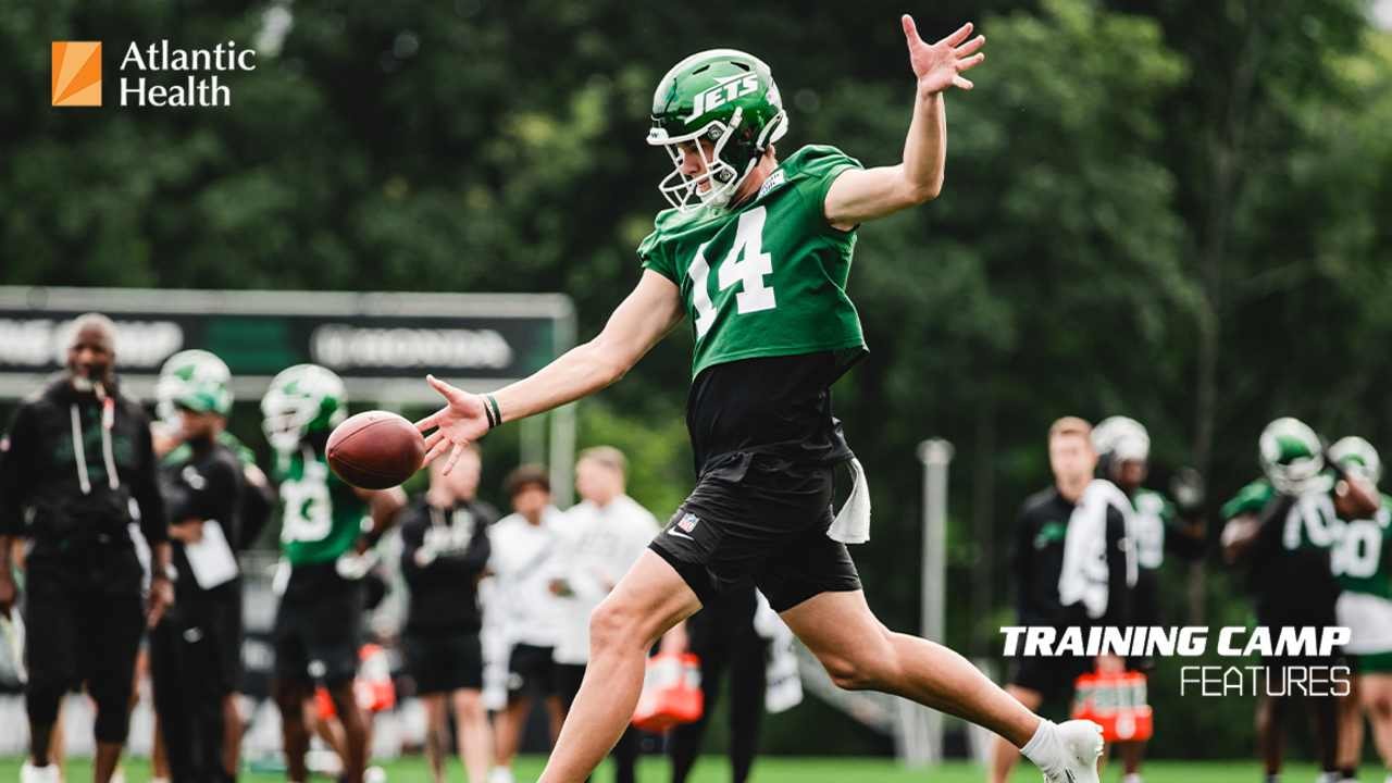 Jets special teams coordinator Chris Banjo says Austin McNamara is built for punt-return “fury” after adding weight