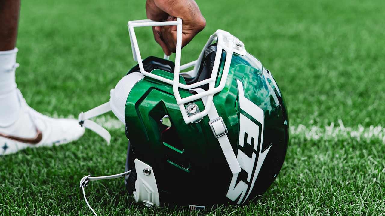 Jets move T’Vondre Sweat to IR, add Payton Page and elevate Brant Banks and Quinton Bell for Raiders game