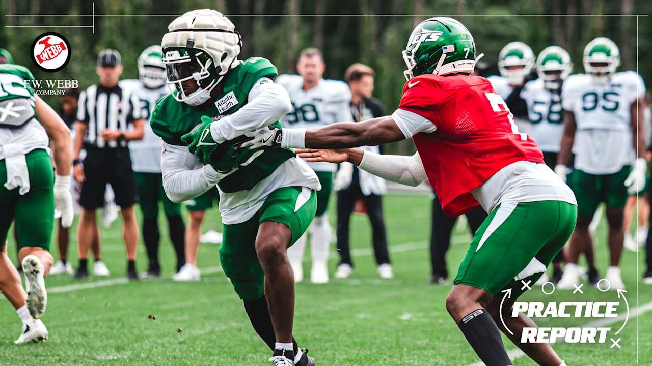Jets Practice Report: Breece Hall Leaves Early With Groin Injury as Geno Smith Works in Red-Zone Period