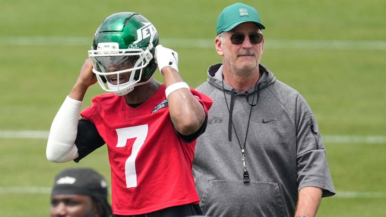 Frank Reich Says He’s Liked What He’s Seen This Spring From the Jets Offense and QB Geno Smith
