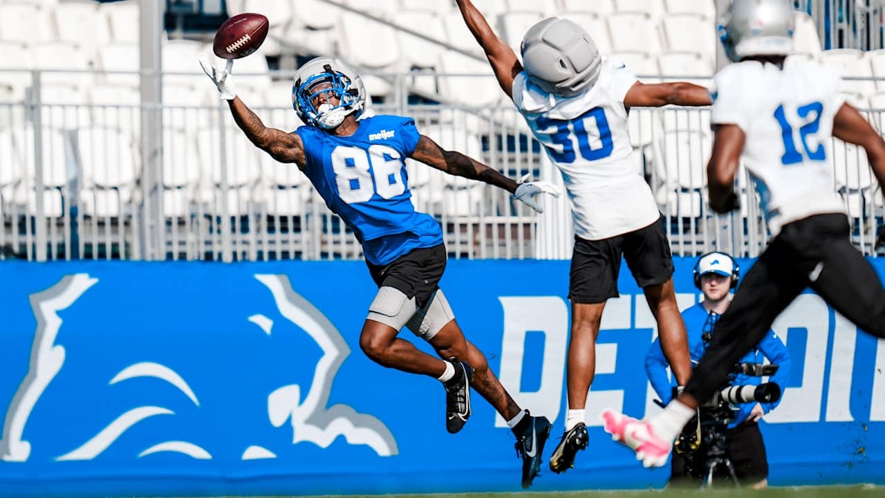 Lions’ defensive line rotation tightens at camp, with Tyler Lacy working up early