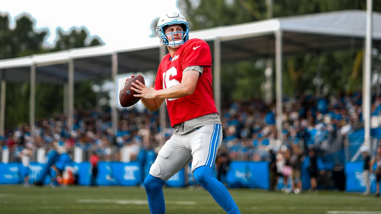 Lions’ Day 7 camp observations: Jahmyr Gibbs returns briefly as contract wait continues
