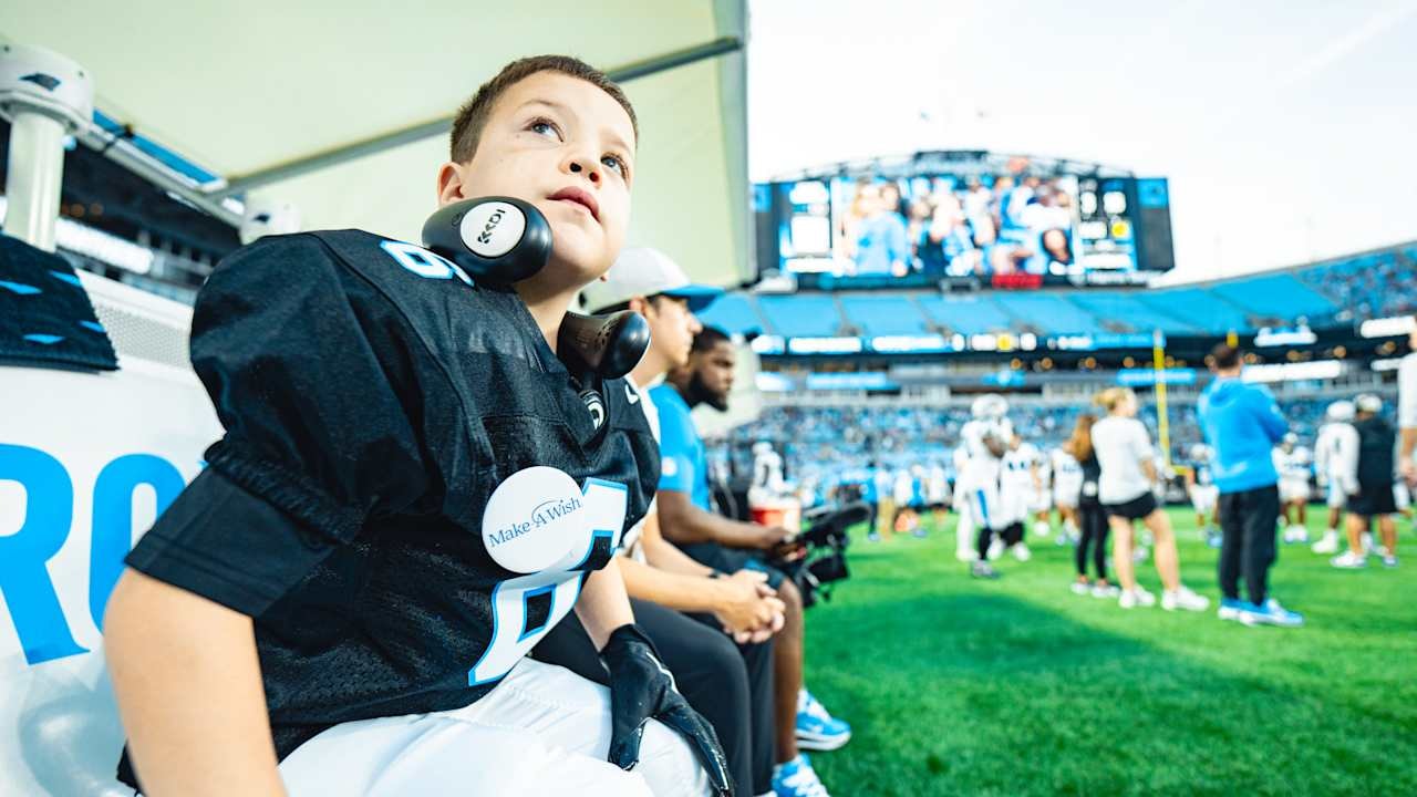 Panthers help make wish come true for 6-year-old Asher Harvey during Fan Fest