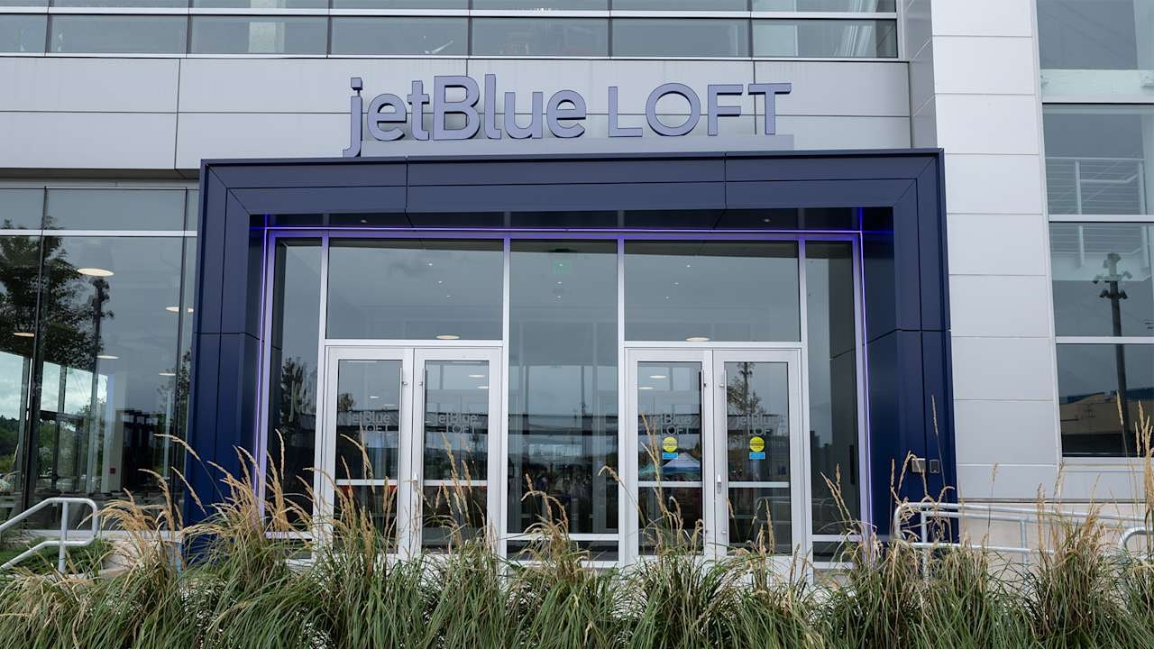 Kraft Sports + Entertainment brings JetBlue Loft to Gillette Stadium, extending airline partnership