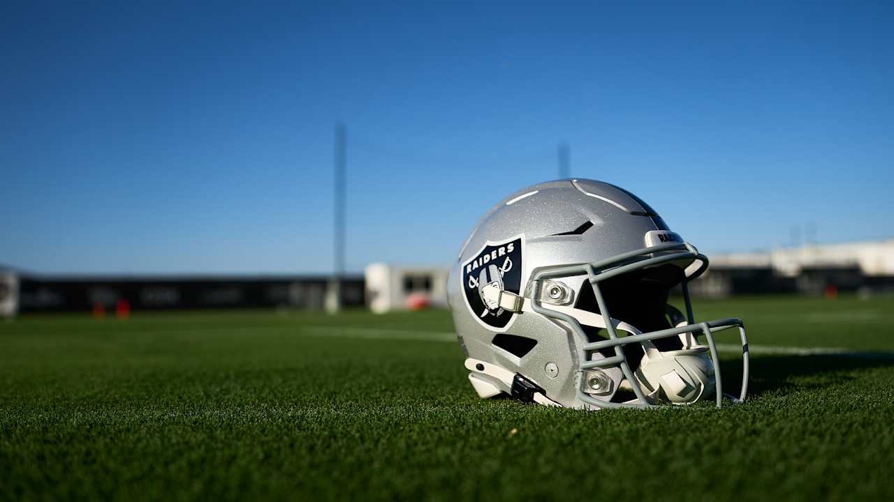 Raiders trim and add to reach the NFL active roster’s 53-player limit