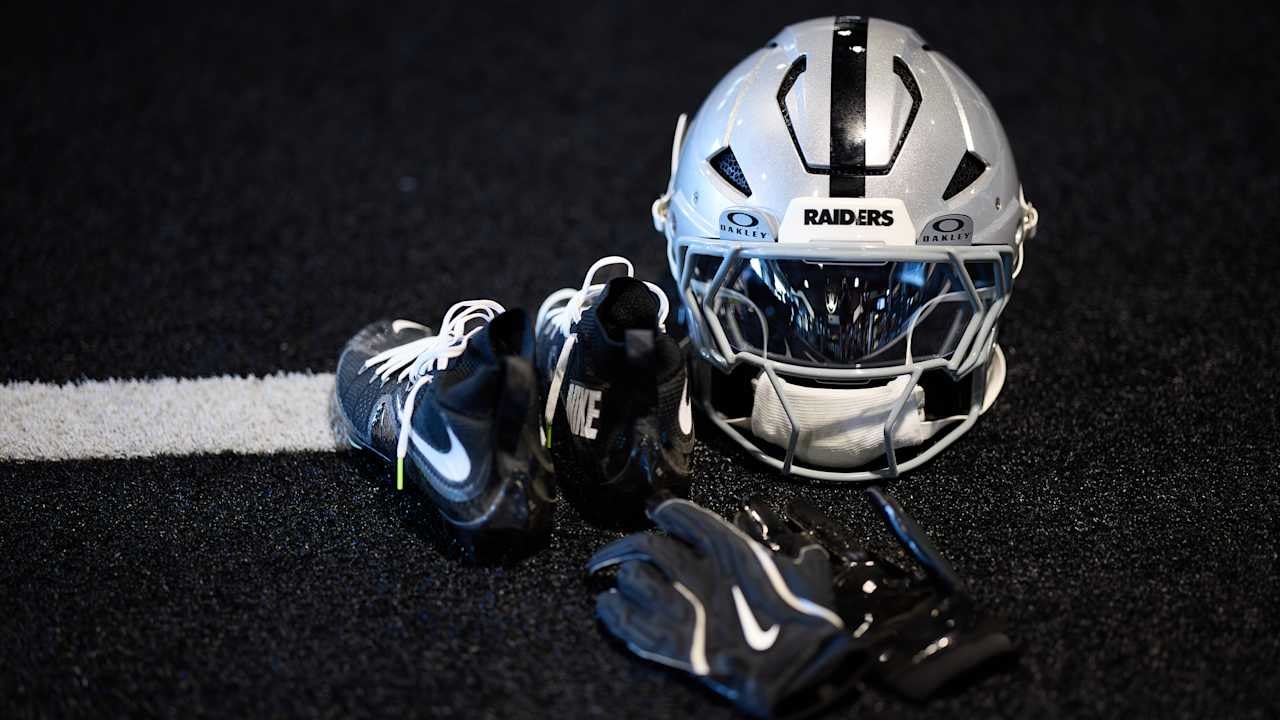 Raiders cumplen el corte final hacia el roster máximo de 53 y ponen a prueba el proyecto de John Spytek