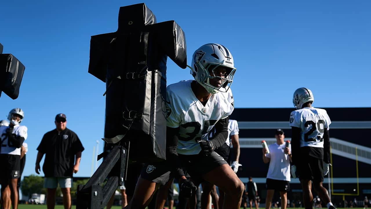 Raider cornerback Hezekiah Masses leans on receiver instincts to accelerate a rookie-style transition