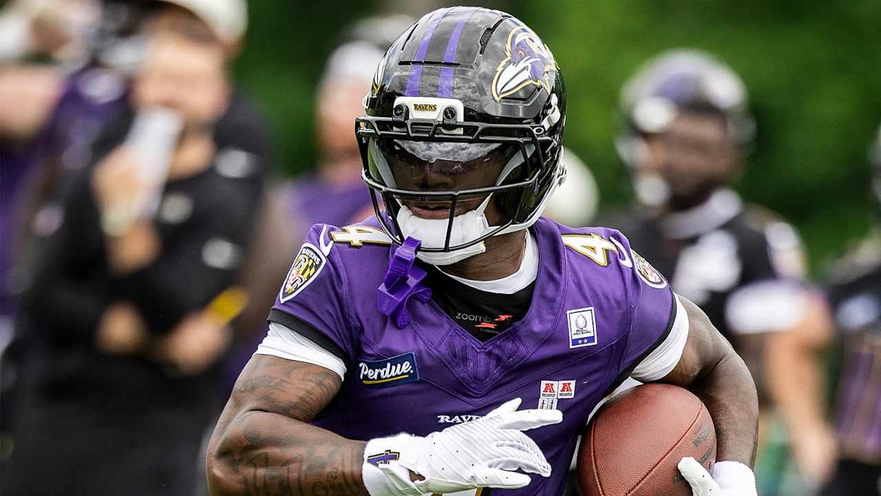 Zay Flowers brings a new contract extension into Ravens’ 2026 season with an emphasis on chemistry