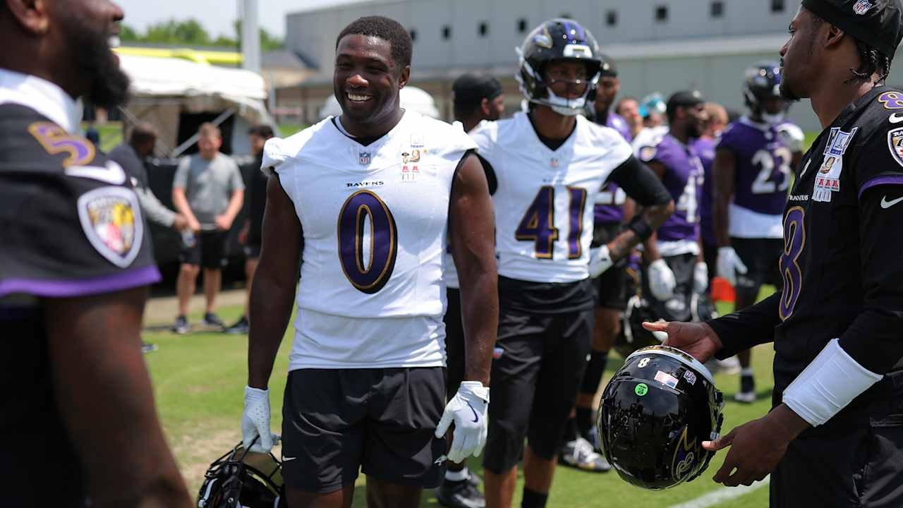 Roquan Smith sets the tone as Ravens rebuild around a new defensive voice