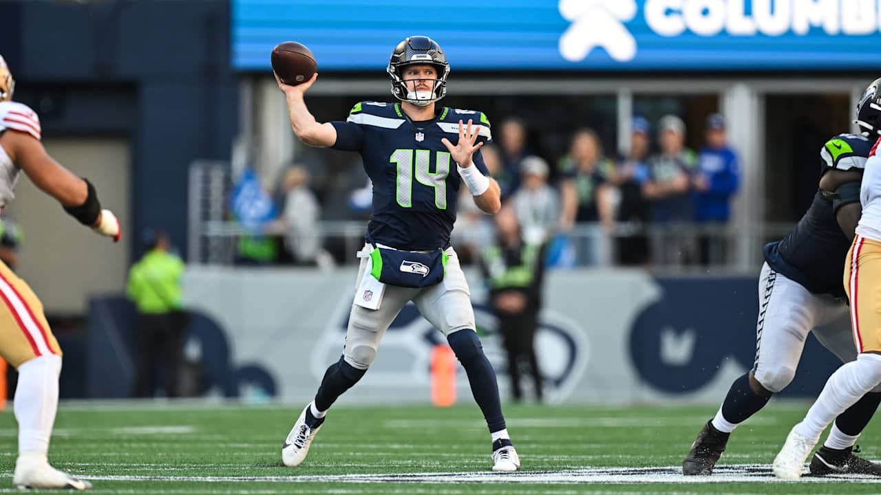 Seahawks’ Sam Darnold shows “next-play mindset” after turnovers, teammates say