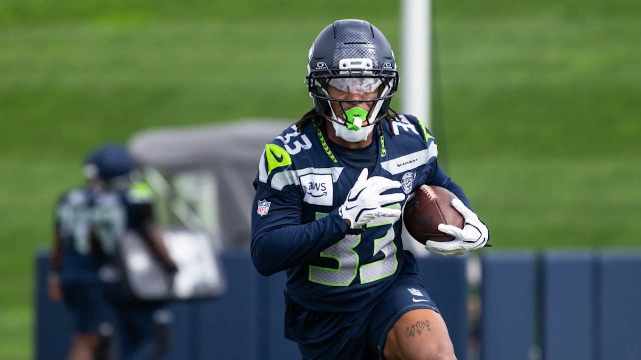 Seahawks adjust roster for Thursday game in Denver, restoring Velus Jones Jr. to the 53-man squad