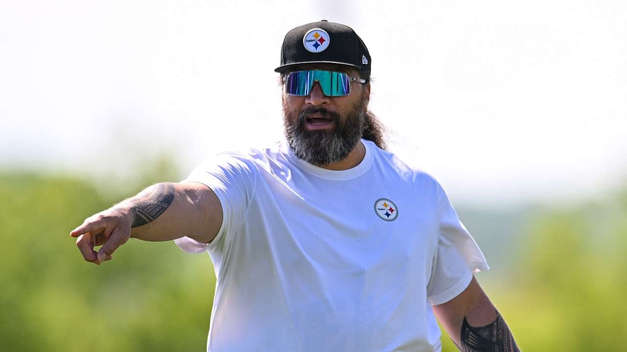 Get to Know: Steelers defensive line coach Domata Peko