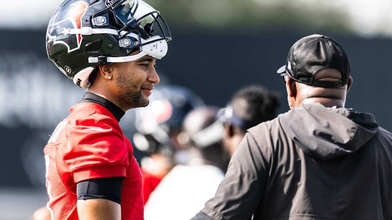 Texans All-Access turns to Day 3 camp, C.J. interview and Aireontae Ersery’s view of the O-line room