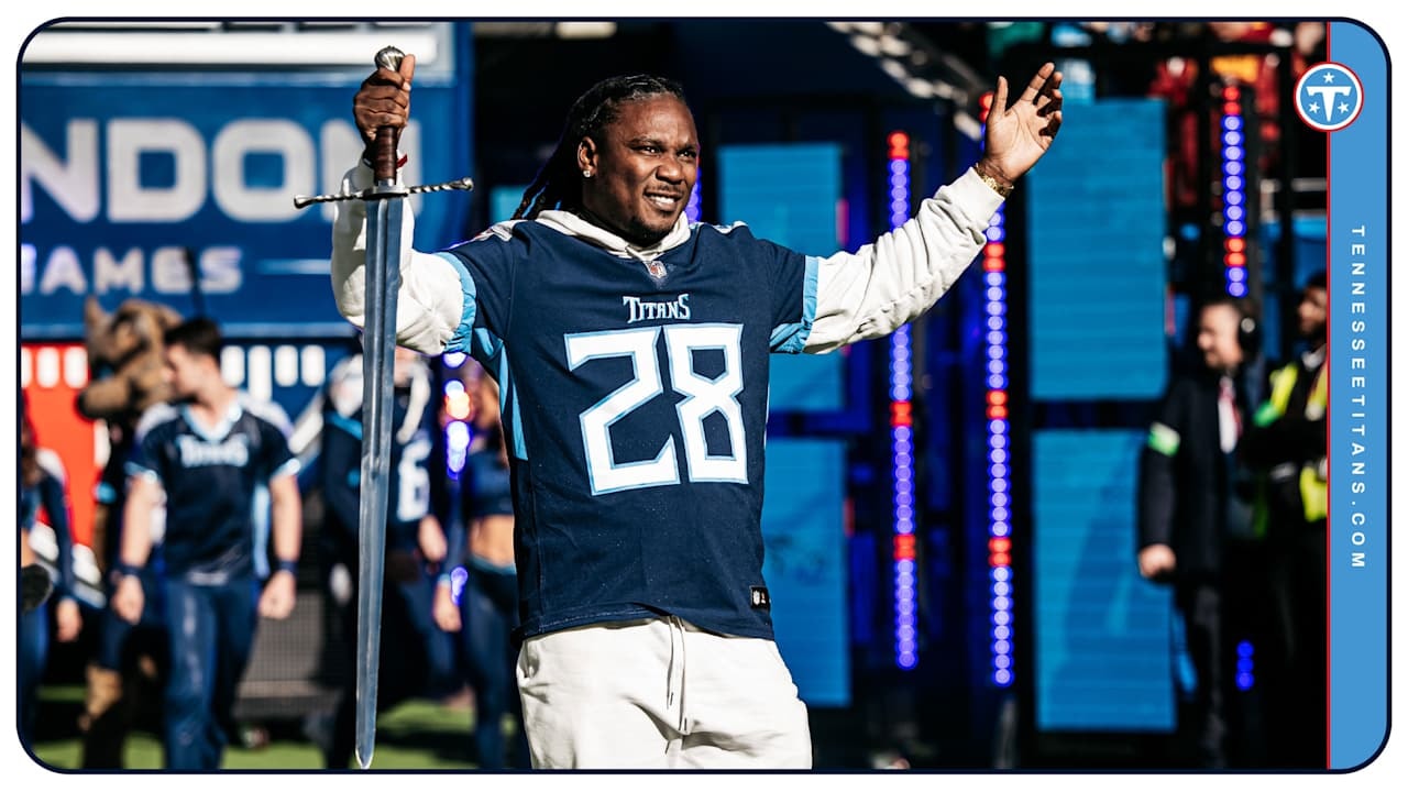 Chris Johnson, former Titans running back, discloses ALS diagnosis and adapts to speech technology