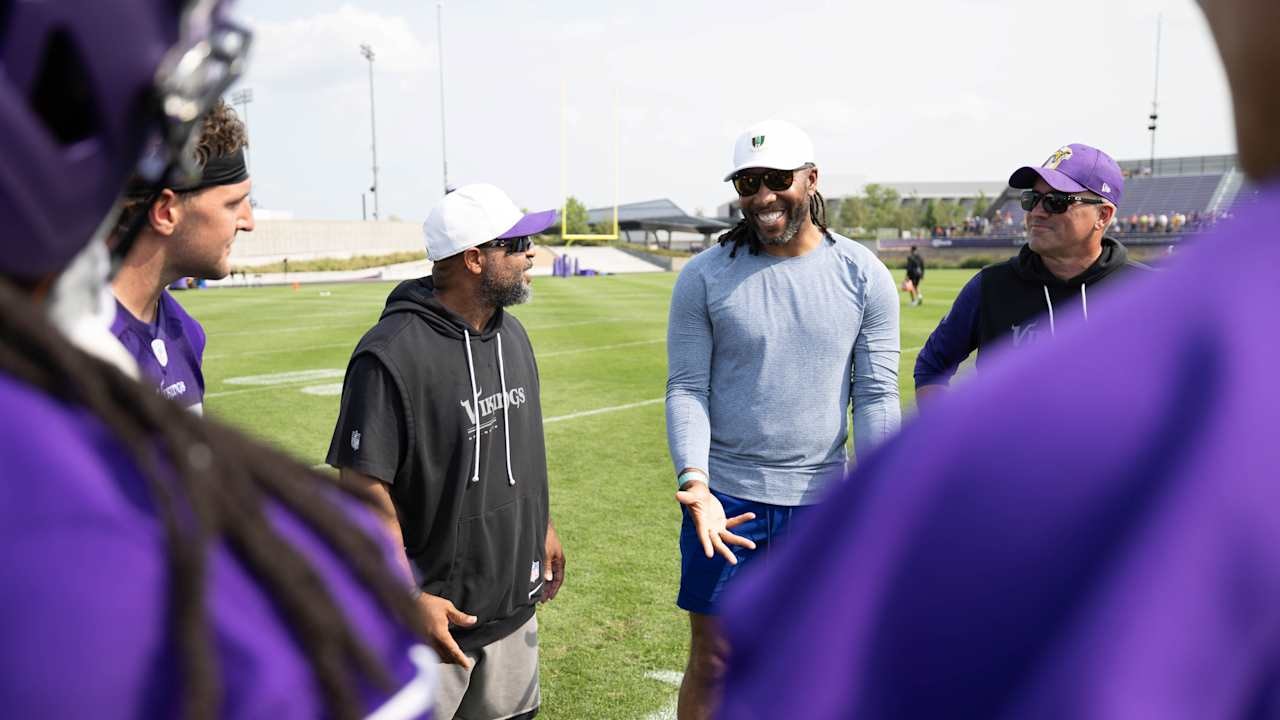 Vikings training camp highlights receivers with Cris Carter and Larry Fitzgerald in the building, alongside Justin Jefferson