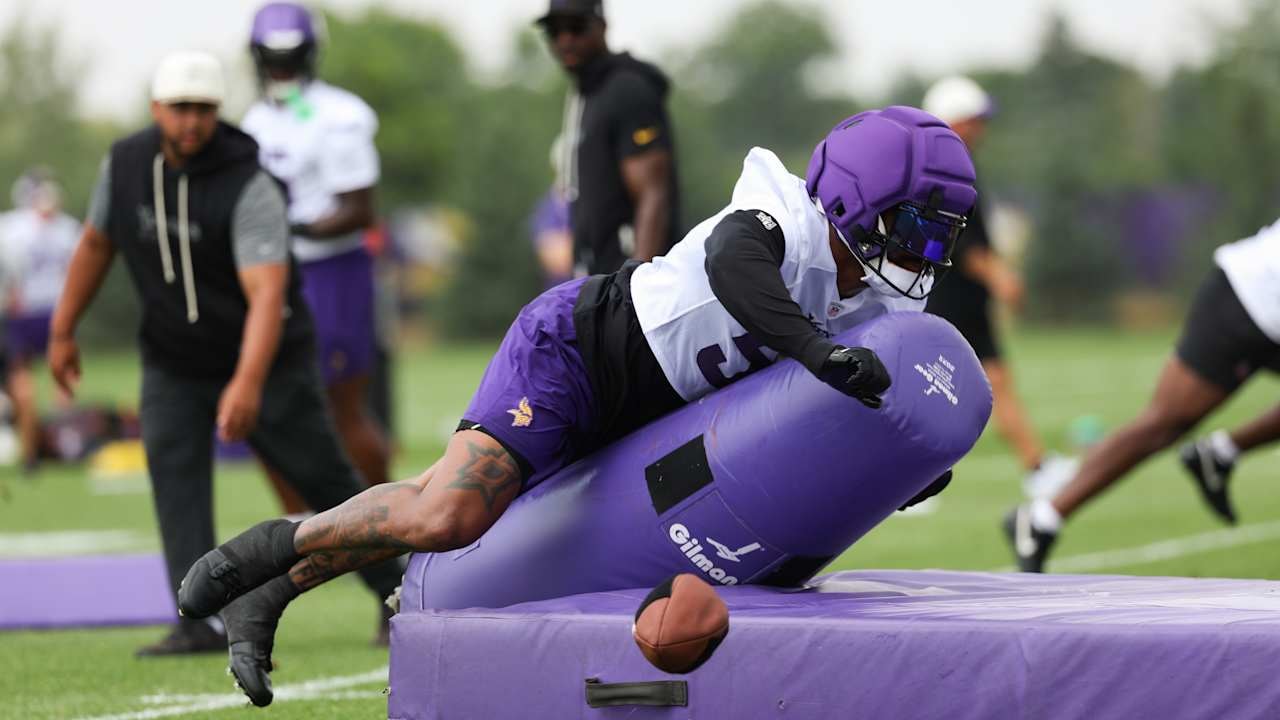 Jamal Adams says he is “rebuilding from the ground up” as he adds to Vikings foundation