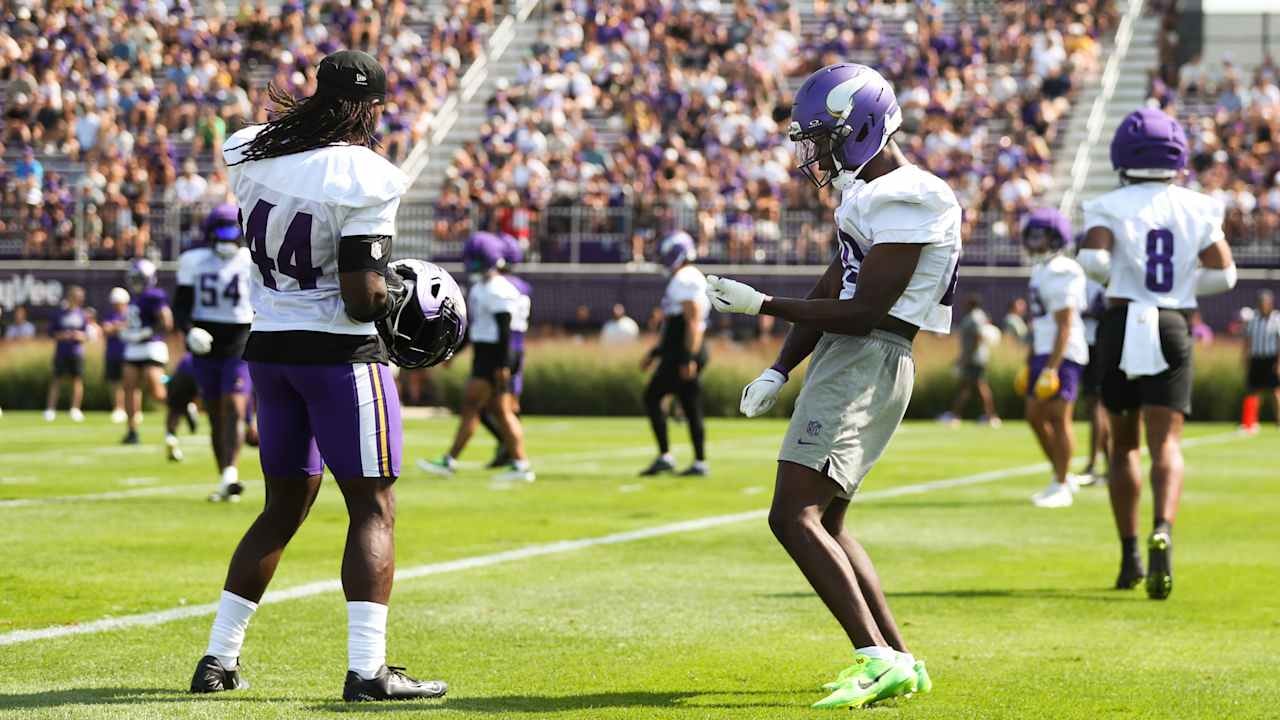 Charles Demmings Brings More Than Technique to Vikings Camp, Centering Faith and Free-Form Creativity