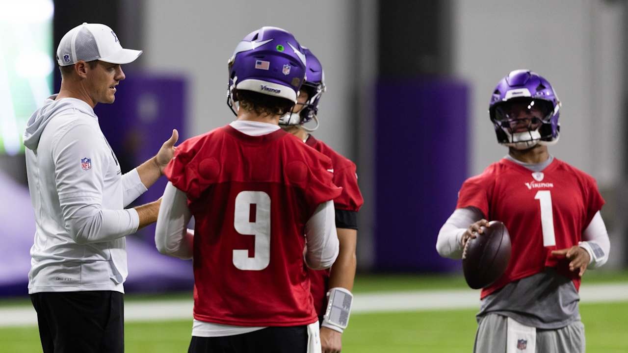 Justin Jefferson emphasizes competition and relationships as Vikings QB picture evolves
