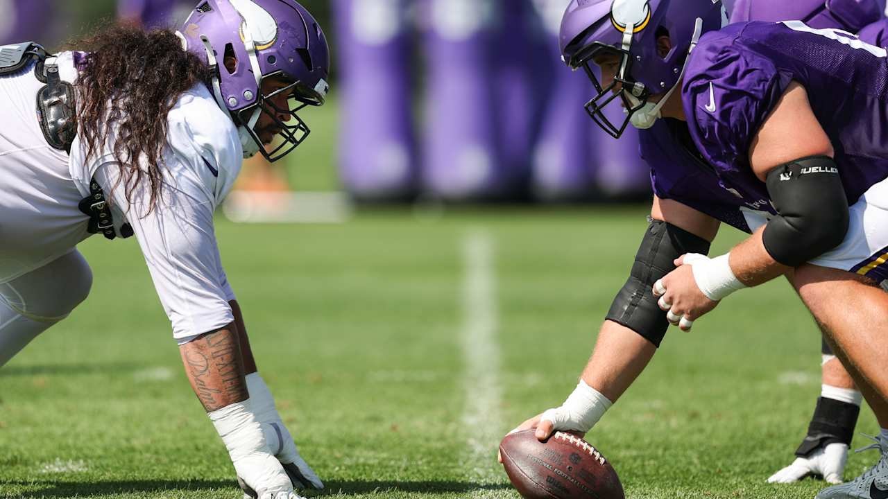 Vikings’ seventh practice turns into a full-pad grind, highlighted by a contested Justin Jefferson catch