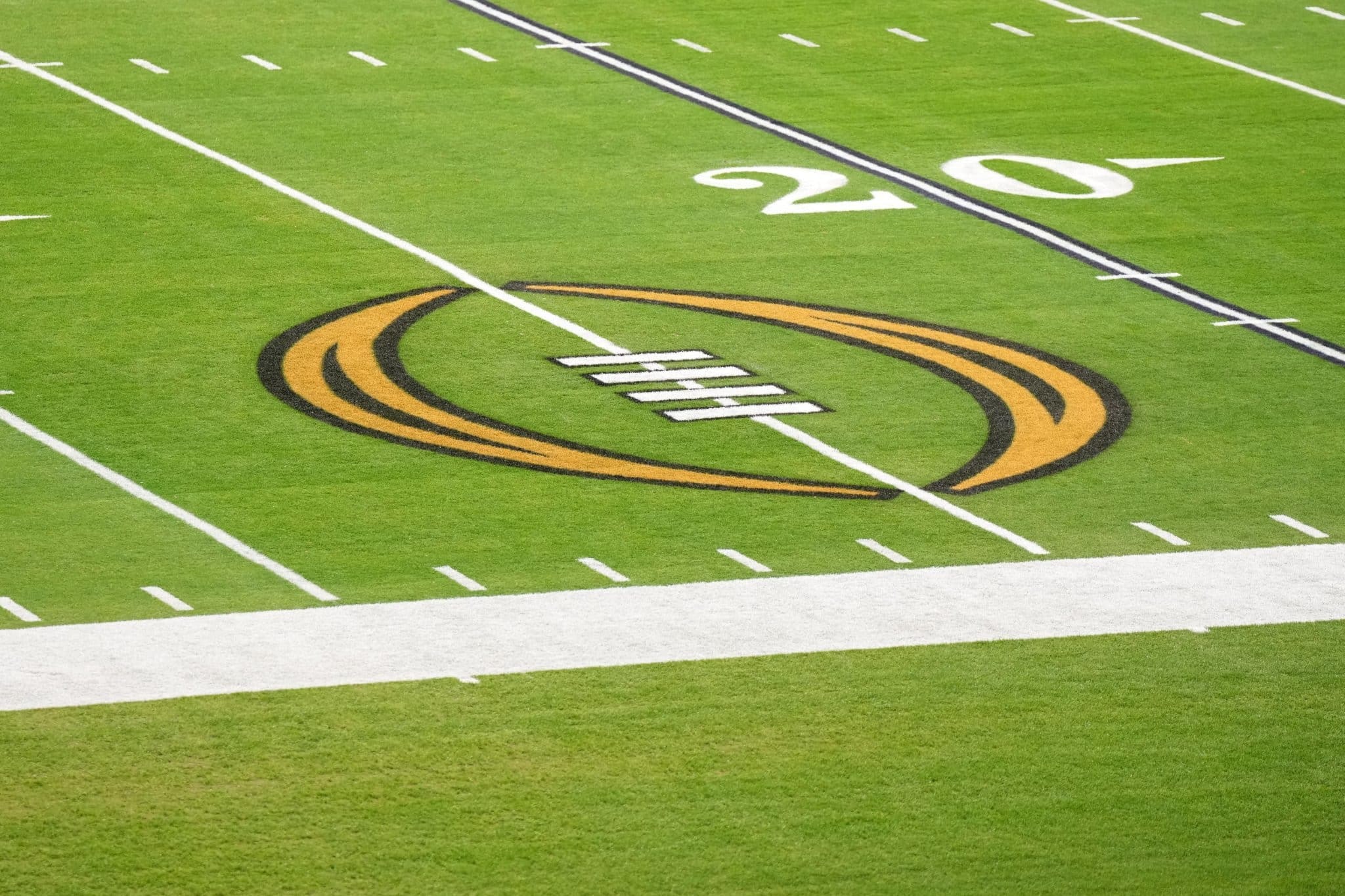 ESPN’s Bonagura and Schlabach project six SEC teams into the College Football Playoff