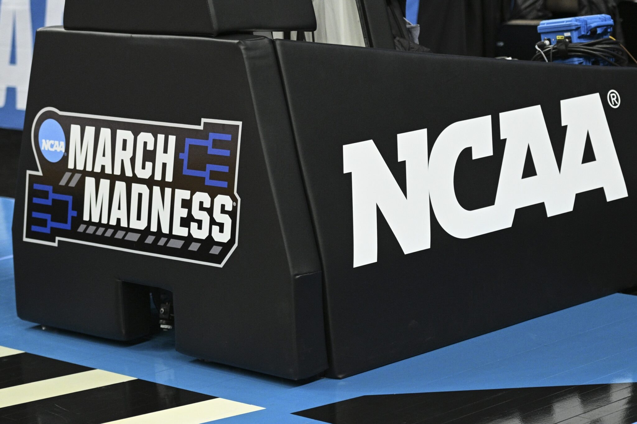 NCAA approves rule limiting basketball coaches’ presence at other Division I games