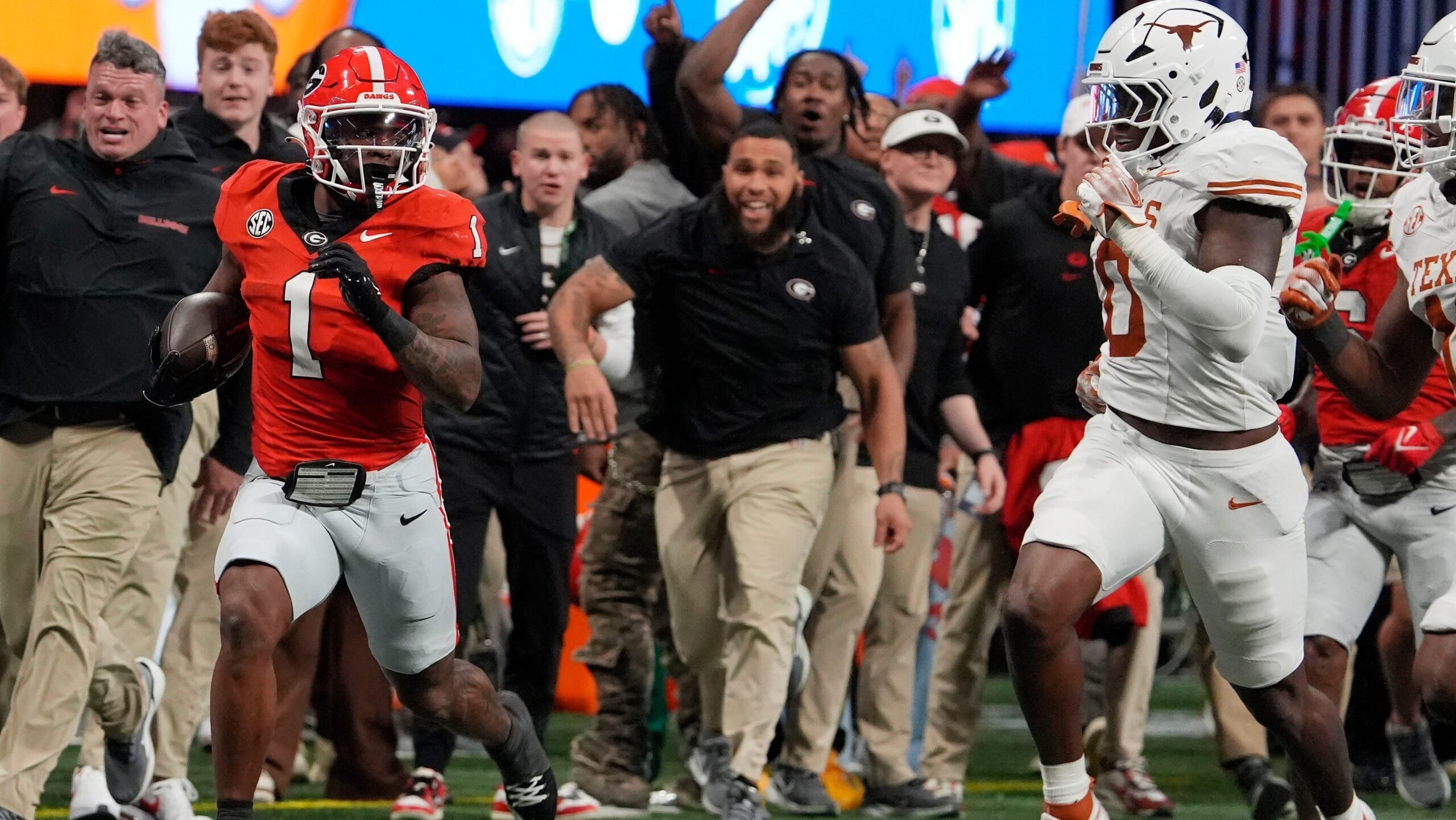 Joel Klatt releases preseason Top 25 for the 2026 college football season, with four SEC teams in his top 10