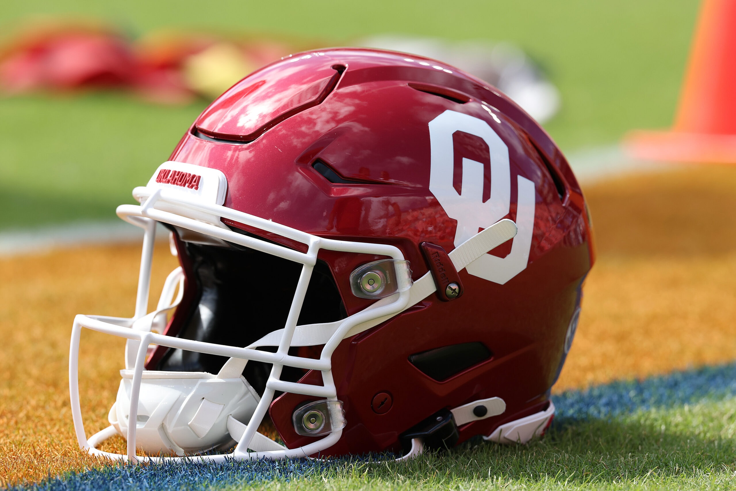 Oklahoma adjusting its 2028 nonconference football slate, adding an FBS opponent but canceling another game