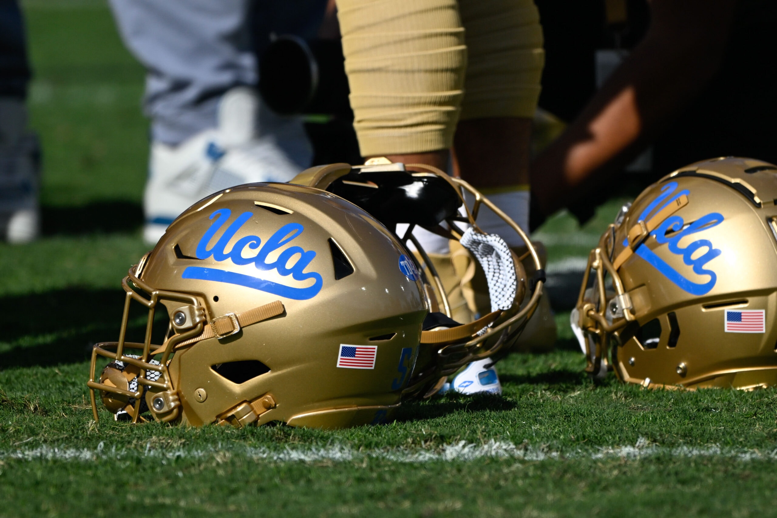 Former NFL quarterback joins UCLA coaching staff ahead of 2026 season