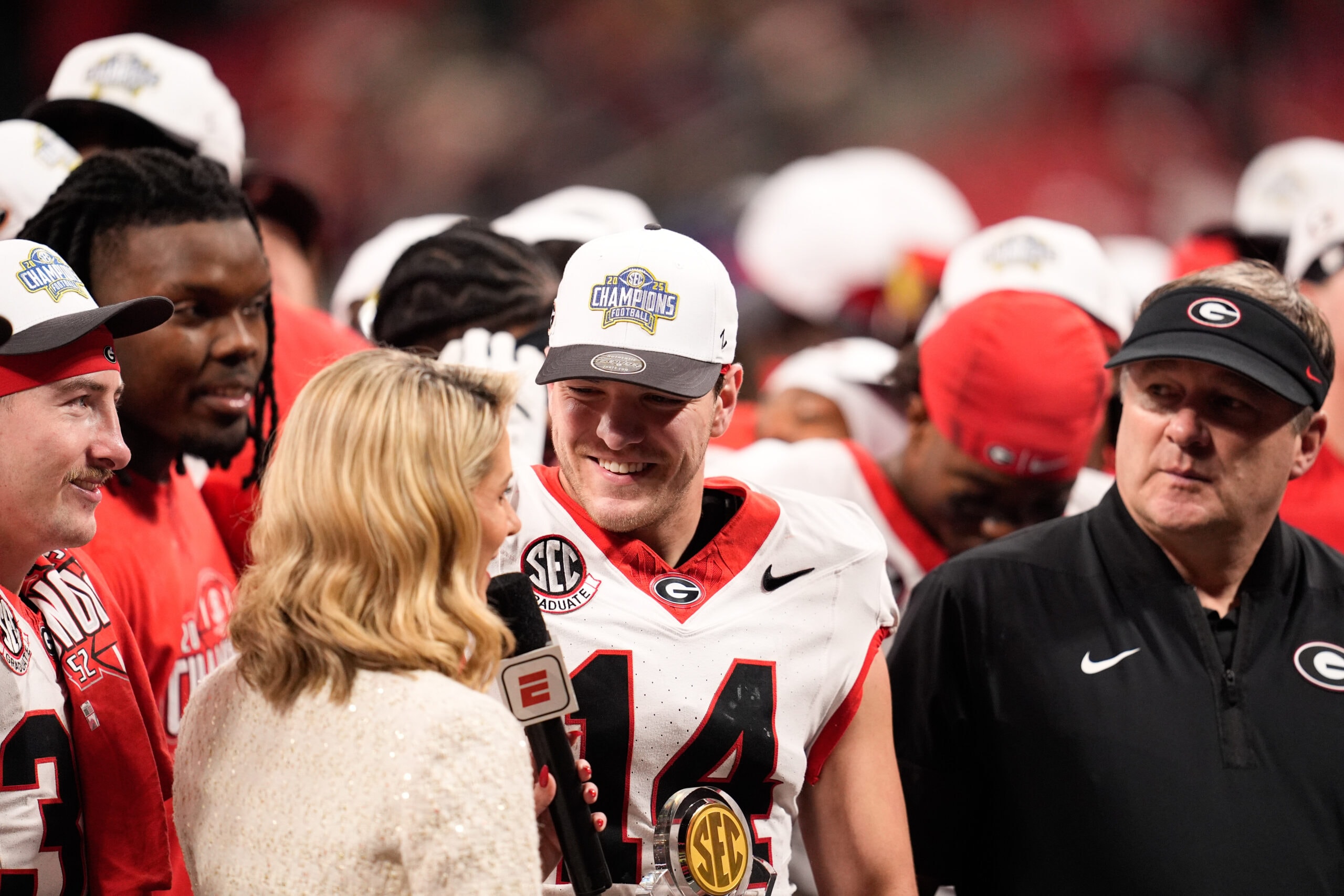 Two SEC quarterbacks earn Davey O’Brien Award recognition for Week 6